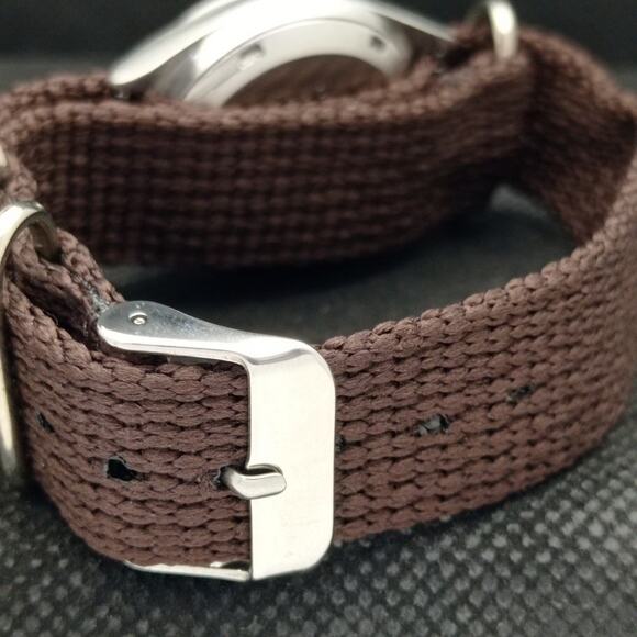 Vintage 1977 Citizen Automatic Mens Silver Watch W/daydate & Gold accents - Picture 2 of 8